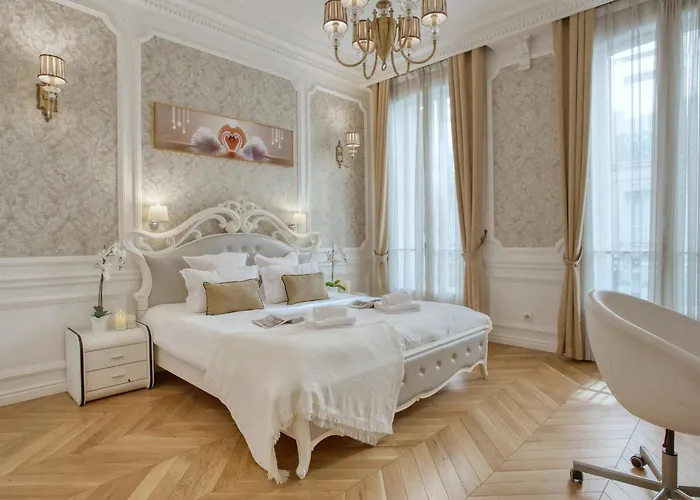 Luxueux 200m2 5ch Champs Elysees A 1min Perle Rare *