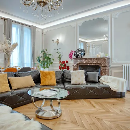 Διαμέρισμα Luxueux 200m2 5ch Champs Elysees A 1min Perle Rare Παρίσι