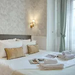 Luxueux 200m2 5ch Champs Elysees A 1min Perle Rare *