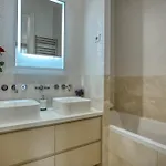 Luxueux 200m2 5ch Champs Elysees A 1min Perle Rare Appartement