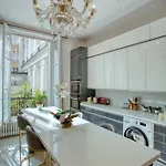 Appartement Luxueux 200m2 5ch Champs Elysees A 1min Perle Rare *