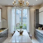 Appartement Luxueux 200m2 5ch Champs Elysees A 1min Perle Rare *