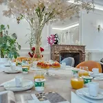 Luxueux 200m2 5ch Champs Elysees A 1min Perle Rare Parijs