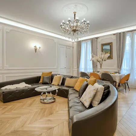 Apartamento Luxueux 200m2 5ch Champs Elysées à 1min Perle Rare Paris