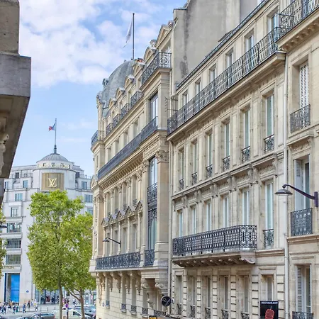 Luxueux 200m2 5ch Champs Elysees A 1min Perle Rare 파리