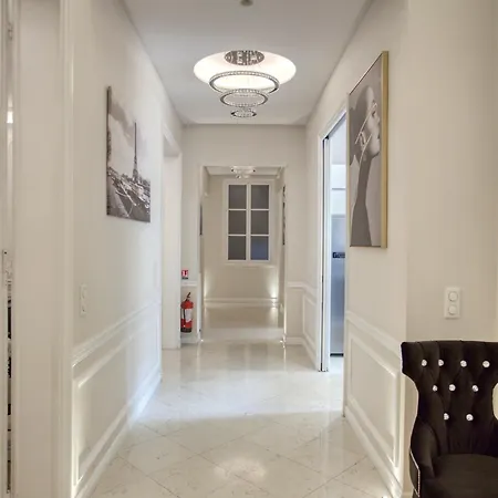 Luxueux 200m2 5ch Champs Elysées à 1min Perle Rare * Paris